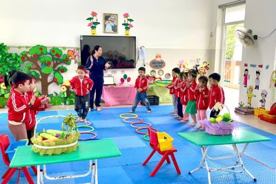 Bài tuyên truyền công tác nuôi dưỡng, chăm sóc, giáo dục trẻ trong trường mầm non